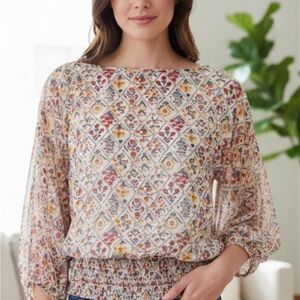 Elegant Floral Blouse with Multicolor Design